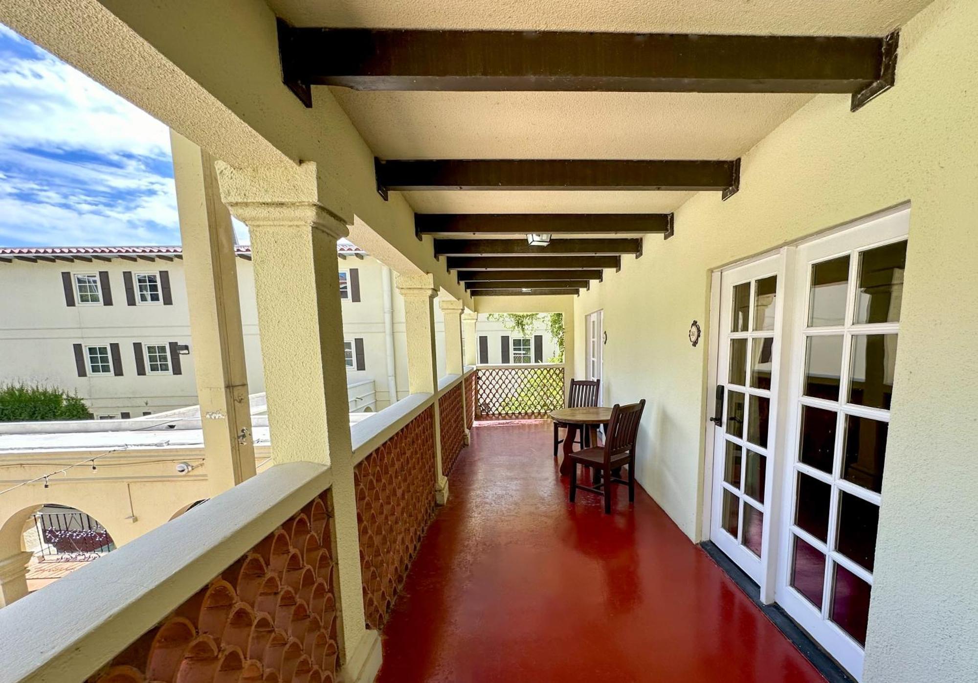 La Posada Hotel Laredo Exterior photo